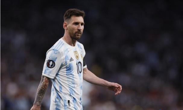 比嘉一贵领跑亚巡新韩东海公开赛54洞 郑蕴和T54